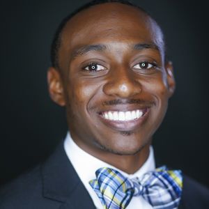 Meet your Posher, Devonte